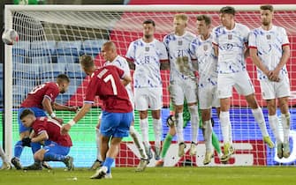 epa11237233 Czech Republic's Antonin Barak (front) scores the 1-2 goal during the soccer friendly match Norway and Czech Republic in Oslo, Norway, 22 March 2024.  EPA/Lise Aserud  NORWAY OUT