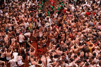SPAIN TRADITIONS TOMATINA