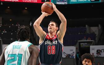 CHARLOTTE, NC - NOVEMBER 8: Danilo Gallinari #88 of the Washington Wizards shoots the ball during the game against the Charlotte Hornets on November 8, 2023 at Spectrum Center in Charlotte, North Carolina. NOTE TO USER: User expressly acknowledges and agrees that, by downloading and or using this photograph, User is consenting to the terms and conditions of the Getty Images License Agreement. Mandatory Copyright Notice: Copyright 2023 NBAE (Photo by Kent Smith/NBAE via Getty Images)