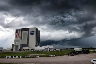 NO FILM, NO VIDEO, NO TV, NO DOCUMENTARY - Thunderstorms roll in at Launch Complex 39 near Artemis I, NASA&apos;s Space Launch System heavy-lift rocket, at Kennedy Space Center, Florida, on Saturday, Aug. 27, 2022. The launch of the unmanned test flight of Artemis on a moon-orbit mission is scheduled for 8:33 a.m., Monday. Photo by Joe Burbank/Orlando Sentinel/TNS/ABACAPRESS.COM