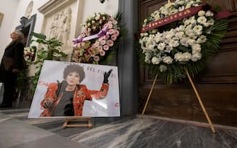 The coffin of Italian late actress Gina Lollobrigida lies in state in the Aula Giulio Cesare on the Capitoline Hill (Campidoglio) in Rome, Italy, 18 January 2023.  Lollobrigida, a high profile European actress in the 1950s and early 1960s, has died at the age of 95 Corriere della Sera reported 16 January 2023. 
ANSA/MASSIMO PERCOSSI