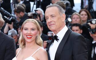 CANNES, FRANCE - MAY 23: Scarlett Johansson and Tom Hanks attend the "Asteroid City" red carpet during the 76th annual Cannes film festival at Palais des Festivals on May 23, 2023 in Cannes, France. (Photo by Daniele Venturelli/WireImage)