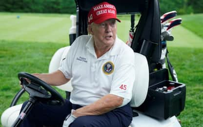 Trump, spari vicino al golf club in cui stava giocando: “Sto bene”