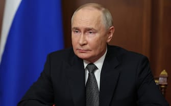 epa11733502 Russian President Vladimir Putin makes an address to the Russian armed forces personnel and citizens, at the Kremlin in Moscow, Russia, 21 November 2024. Putin announced a successful test of the latest medium-range missile 'Oreshnik'. Russia launched a combined strike on Ukraine's Yuzhmash defense plant in Dnipro with a ballistic missile in a non-nuclear hypersonic warhead, in response to Ukrainian strikes carried out with US and British weapons.  EPA/VYACHESLAV PROKOFYEV/SPUTNIK/KREMLIN POOL MANDATORY CREDIT