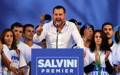 Lega, Salvini a Pontida: daremo mano libera alle forze dell'ordine