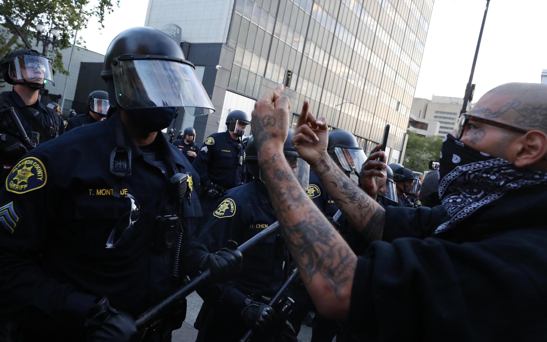 US-ACTIVISTS-IN-OAKLAND-PROTEST-POLICE-BRUTALITY-IN-DEATH-OF-GEO