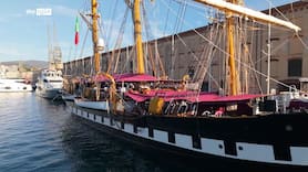 Genova, al via Nastro Rosa Tour regata della marina militare
