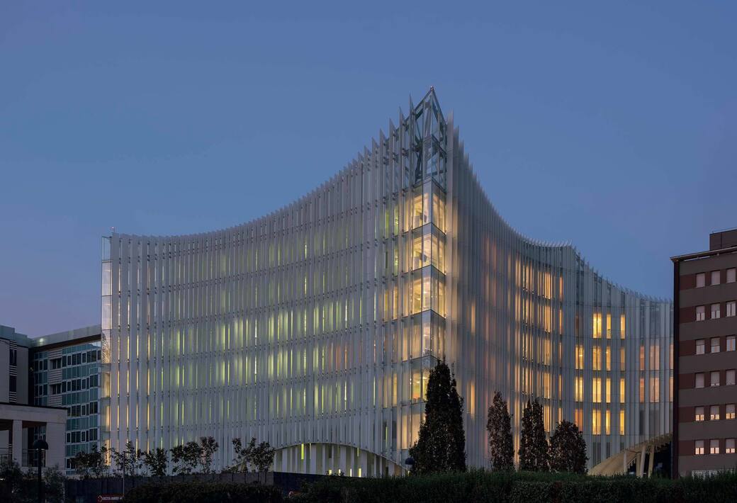 San_Raffaele_Hospital._Photo_Duccio_Malagamba_©_Mario_Cucinella_Architects.jpg