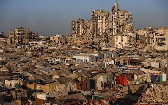 La distruzione di Gaza: le immagini prima e dopo