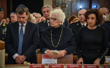 La senatrice Liliana Segre alla commemorazione della comunità ebraica di Milano nella Sinagoga di via Guastalla ad un mese dai fatti del 7 ottobre in Israele, Milano 7 Novembre 2023
ANSA/MATTEO CORNER 