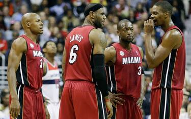 VITTORIE AI PLAYOFF DAL 1990 | HEAT: 163