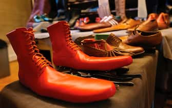 coronavirus romania scarpe