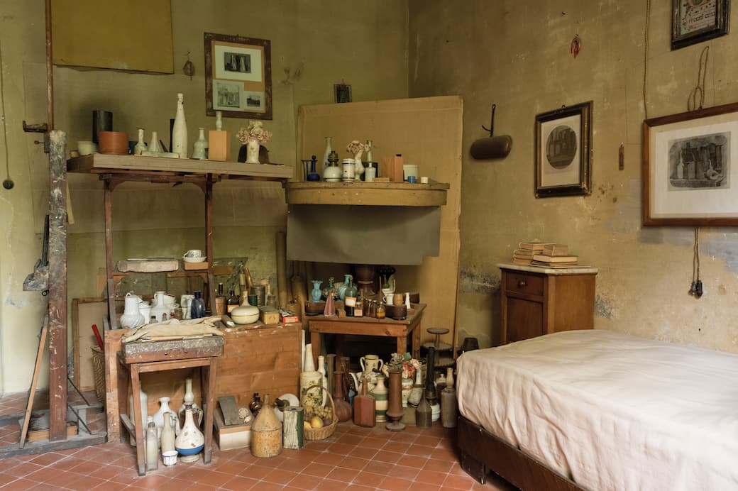 © Joel Meyerowitz, Studio Bedroom, 2015. Courtesy di e pubblicato da Damiani