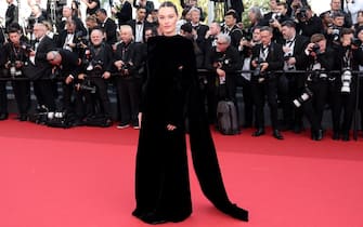 CANNES, FRANCE - MAY 19: Camille Rowe attends the "Horizon: An American Saga" Red Carpet at the 77th annual Cannes Film Festival at Palais des Festivals on May 19, 2024 in Cannes, France. (Photo by Pascal Le Segretain/Getty Images)