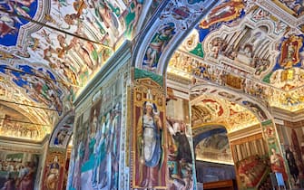The Vatican Museums (Italian: Musei Vaticani) are the museums of the Vatican City and are located within the city's boundaries.