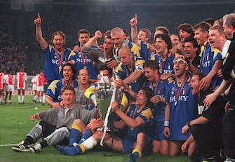 22 MAY 1996 ROMA: Antonio Conte of FC Juventus (L) celebrates at the end of the  Champions League Final match between Juventus and Ajax