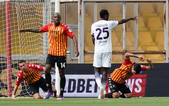 Il gol di Simy in Benevento-Crotone