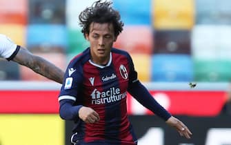 Udinese's Souza Silva Walace (L) and Bologna's Emanuel Vignato in action during the Italian Serie A soccer match Udinese Calcio vs Bologna FC at the Friuli - Dacia Arena stadium in Udine, Italy, 8 May 2021. ANSA/GABRIELE MENIS