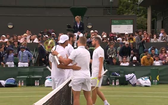https://static.sky.it/editorialimages/f0fabcc2d7719bd9684f413946b7c2b2f076d433/skysport/it/tennis/video/2025/07/05/bolelli-vavassori-zieliski-pavlasek-wimbledon-risultato/screen_bolelli_vavassori.jpg?im=Resize,width=565
