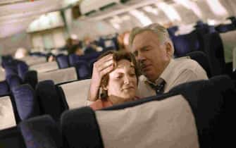 FILM - UNITED 93 - 2006 - FOTO DI SCENA - BECKY LONDON, TOM O ROURKE
REGIA di Paul Greengrass (FILM - UNITED 93 - 2006 - FOTO DI SCENA BECKY LONDON, TOM O ROURKE BECKY LONDON, TOM O'ROURKE ATTORE ATTRICI ATTRICE ATTORI 11 SETTEMBRE 2001 AMERICANO CINEMA SET CINEMATOGRAFICO)