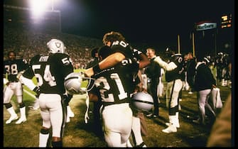 22 Jan 1984: The Los Angeles Raiders celebrate after Super Bowl XVIII against the Washington Redskins at Tampa Stadium in Tampa, Florida. The Raiders won the game, 38-9.