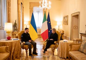 Italian Prime Minister Giorgia Meloni receives Ukraine's President Volodymyr Zelensky at Chigi Palace during his visit to Italy for the first time since the beginning of the Russian invasion, in Rome, Italy, 13 May 2023. ANSA/UFFICIO STAMPA PALAZZO CHIGI/FILIPPO ATTILI +++ ANSA PROVIDES ACCESS TO THIS HANDOUT PHOTO TO BE USED SOLELY TO ILLUSTRATE NEWS REPORTING OR COMMENTARY ON THE FACTS OR EVENTS DEPICTED IN THIS IMAGE; NO ARCHIVING; NO LICENSING +++ NPK +++