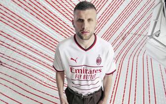 Maglia Portiere Maglie Ufficiali Milan 2022 Maglia Milan Bambino