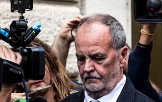 Roberto Calderoli lascia Montecitorio al termine del consiglio federale della Lega alla Camera dei Deputati, Roma, 12 ottobre 2022. ANSA/ANGELO CARCONI