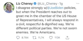 Liz Cheney difende il suo saluto a Biden