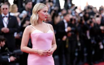 CANNES, FRANCE - MAY 23: Scarlett Johansson attends the "Asteroid City" red carpet during the 76th annual Cannes film festival at Palais des Festivals on May 23, 2023 in Cannes, France. (Photo by Andreas Rentz/Getty Images)