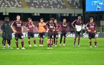 Salernitana’s players show their dejection at the end also contested by fans during the Italian Serie A soccer match US Salernitana vs US Lecce at the Arechi stadium in Salerno, Italy, 16 March 2024.
ANSA/MASSIMO PICA