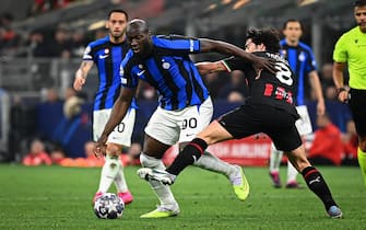 MILAN, ITALY - MAY 10: Romelu Lukaku of FC Internazionale and Sandro Tonali of AC Milan in action during the UEFA Champions League football semi final first leg match AC Milan vs FC Internazionale in Milan, Italy on May 10, 2023 (Photo by Piero Cruciatti/Anadolu Agency via Getty Images)