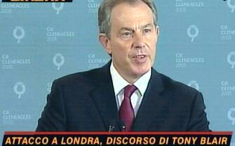 20050707 - ROMA - POL - BLAIR, ATTACCHI CHIARA COINCIDENZA INIZIO G8. Un fermo immagine tratto oggi da Sky Tg24, ritrae il primo ministro britannico, Tony Blair, durante il discorso alla nazione dopo gli attentati terroristici oggi a Londra (Gb). ANSA - KRZ