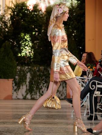08-sfilata-chanel-como-getty - 1