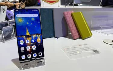 TCL, tra TV Mini LED e il nuovo smartphone NXTPAPER