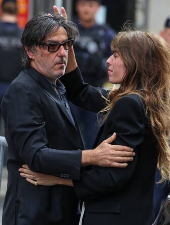 Yvan Attal and Lou Doillon
Funeral of singer Jane Birkin who died at the age of 76 at Saint Roch Church. Paris, FRANCE - 24/07/2023//03PARIENTE_0956229/Credit:JP PARIENTE/SIPA/2307241317