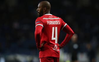 PORTO, PORTUGAL - NOVEMBER 6:  Manuel Fernandes of Lokomotiv Moscow during the UEFA Champions League Group D match between FC Porto and Lokomotiv Moscow at Estadio do Dragao on November 6, 2018 in Porto, Portugal.  (Photo by Gualter Fatia/Getty Images)