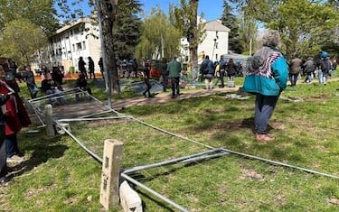 Manifestanti Besta a Bologna