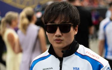 TERZA FILA - 5) YUKI TSUNODA (VCARB)