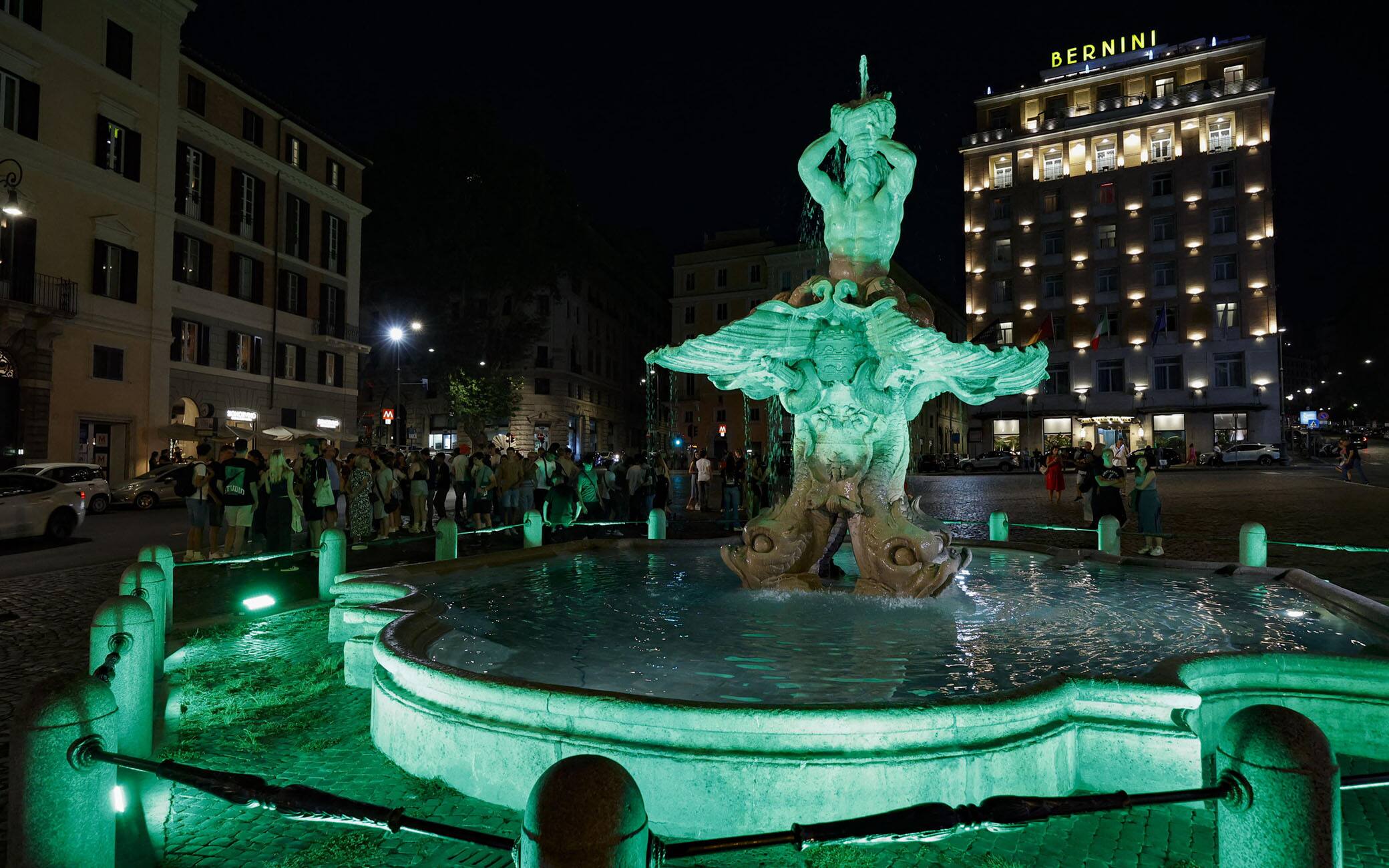 Fontana del Tritone