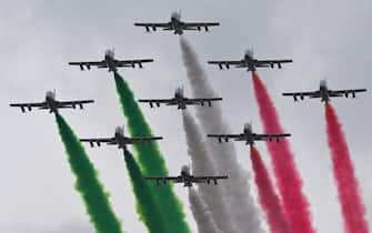 Cerimonia Festa delle forze armate, frecce tricolori
