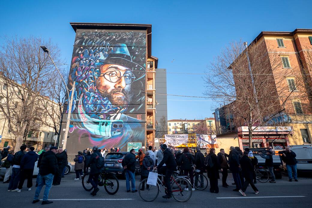 Bologna, il murale Felicità di Kotè dedicato a Lucio Dalla. Foto Francesca Sara Cauli