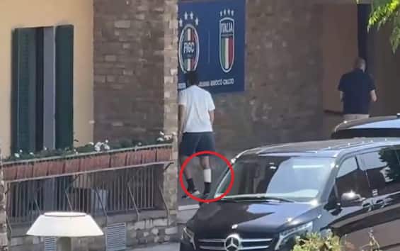 https://static.sky.it/editorialimages/f5856b18219d4da0256090765a52de778c961116/skysport/it/calcio/mondiali/2025/05/26/italia-convocati-norvegia-moldavia-qualificazioni-mondiali-2026/locarelli_infortunio_italia.jpg?im=Resize,width=565
