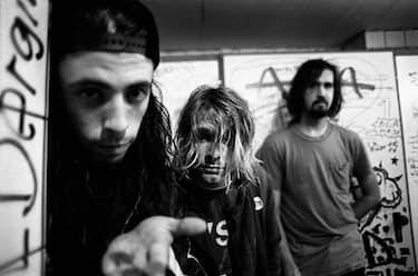 FRANKFURT, GERMANY - NOVEMBER 12: Nirvana posed in Frankfurt on November 12 1991. (Left to right) Dave Grohl (drums), Kurt Cobain (vocals/guitar) and Krist Novoselic (bass). (Photo by Paul Bergen/Redferns)  
