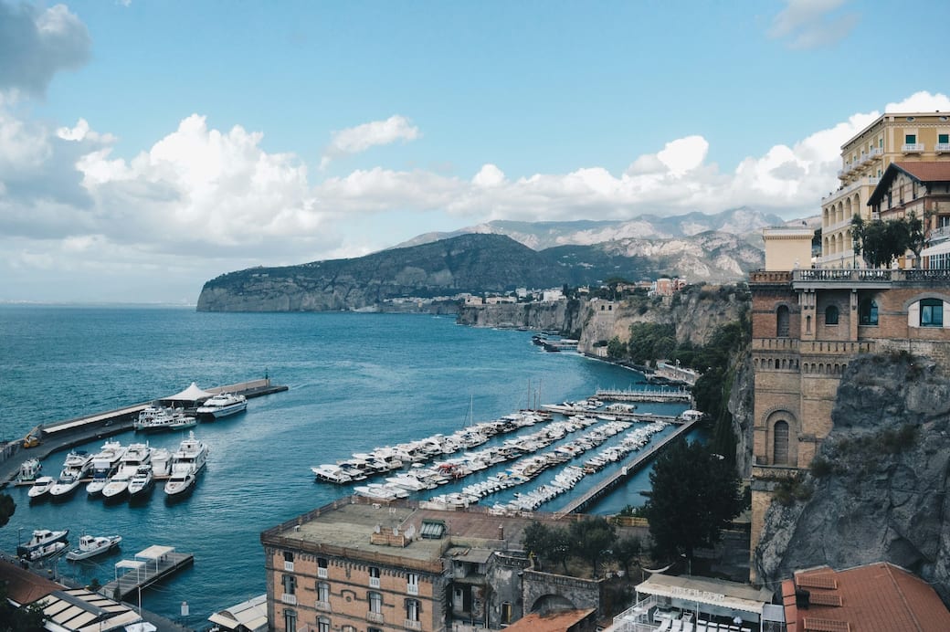 Sorrento._Foto_di_Alicia_Steels_su_Unsplash.jpg