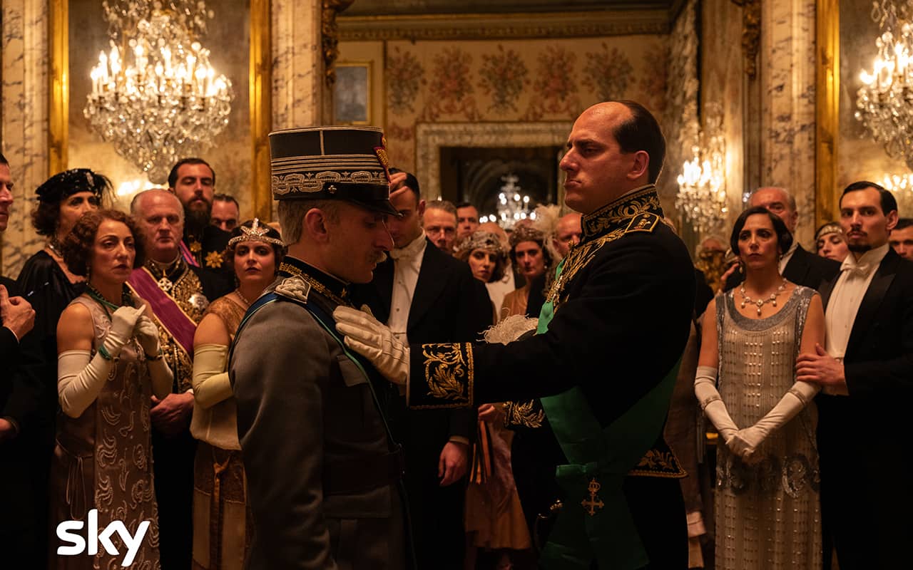 Vittorio Emanunele III (Vincenzo Nemolato) e Benito Mussolini (Luca Marinelli)