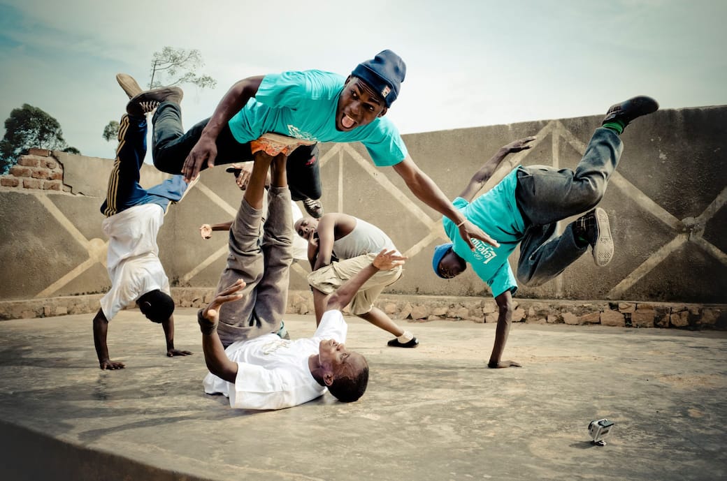 Breakdancers_Kampala_Uganda_East_Africa_Africa_(c)_AlamyKlarsicht.jpg