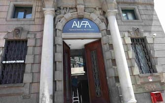 Una veduta del palazzo dove ha sede l'Aifa, Agenzia italiana del farmaco, a via del Tritone, Roma, 5 giugno 2014. ANSA/FABIO CAMPANA