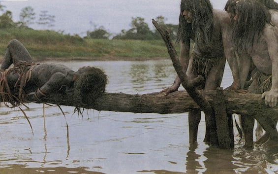 Is The Turtle Scene In Cannibal Holocaust Real Ruggero Deodato è morto, i suoi migliori film da Ultimo mondo Cannibale