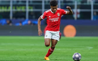 David Neres of SL Benfica in action during the UEFA Champions League 2022/23 Quarter-Finals - 2nd leg football match between FC Internazionale and SL Benfica at Giuseppe Meazza Stadium, Milan, Italy on April 19, 2023